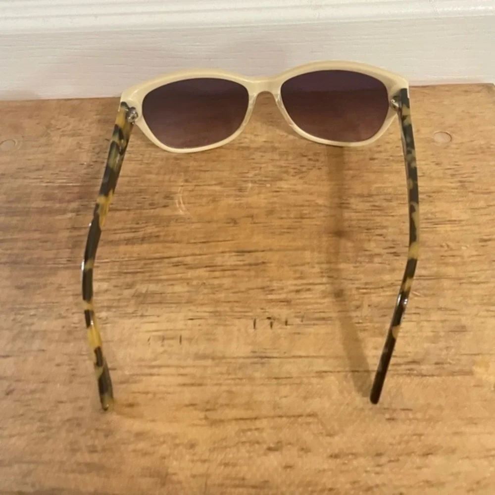 OSCAR DE LA RENTA Cream SSC5138 Cateye Sunglasses